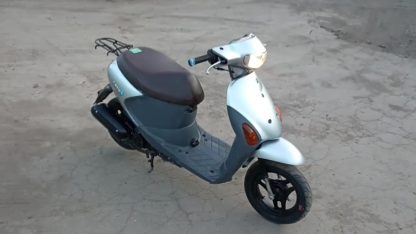 Вид слева Suzuki Lets 4: Новый скутер под старым названием
